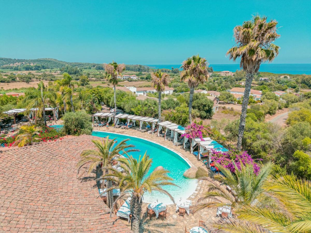 בארי סארדו Felix Hotels - Galanias Hotel & Retreat מראה חיצוני תמונה