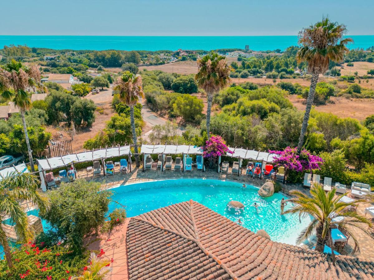 בארי סארדו Felix Hotels - Galanias Hotel & Retreat מראה חיצוני תמונה