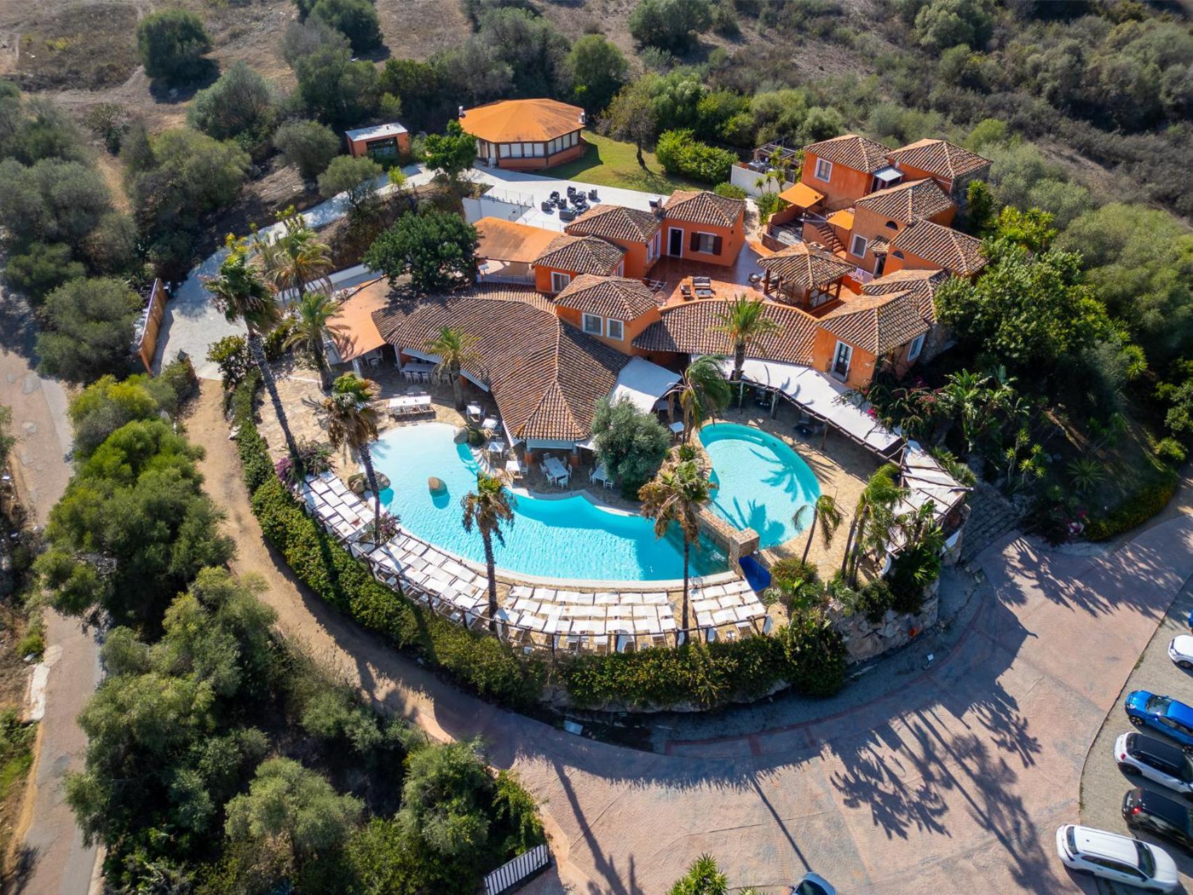 בארי סארדו Felix Hotels - Galanias Hotel & Retreat מראה חיצוני תמונה